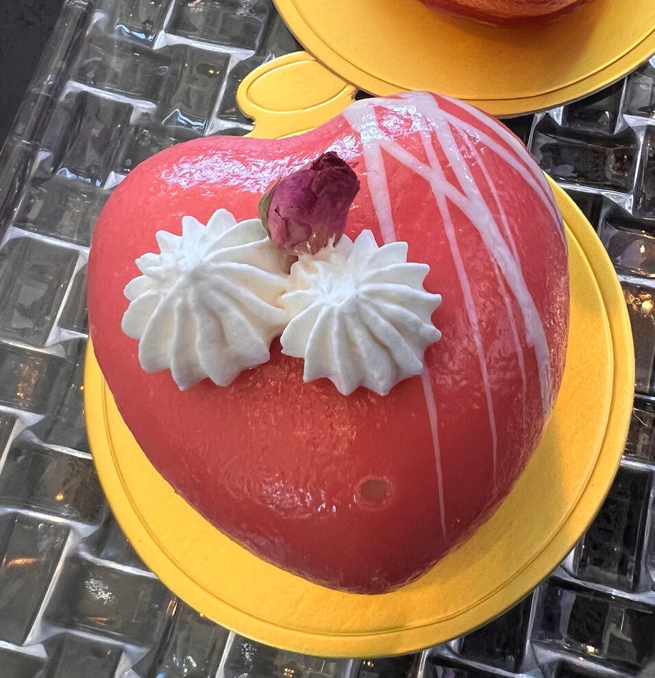 Pistachio Strawberry $9